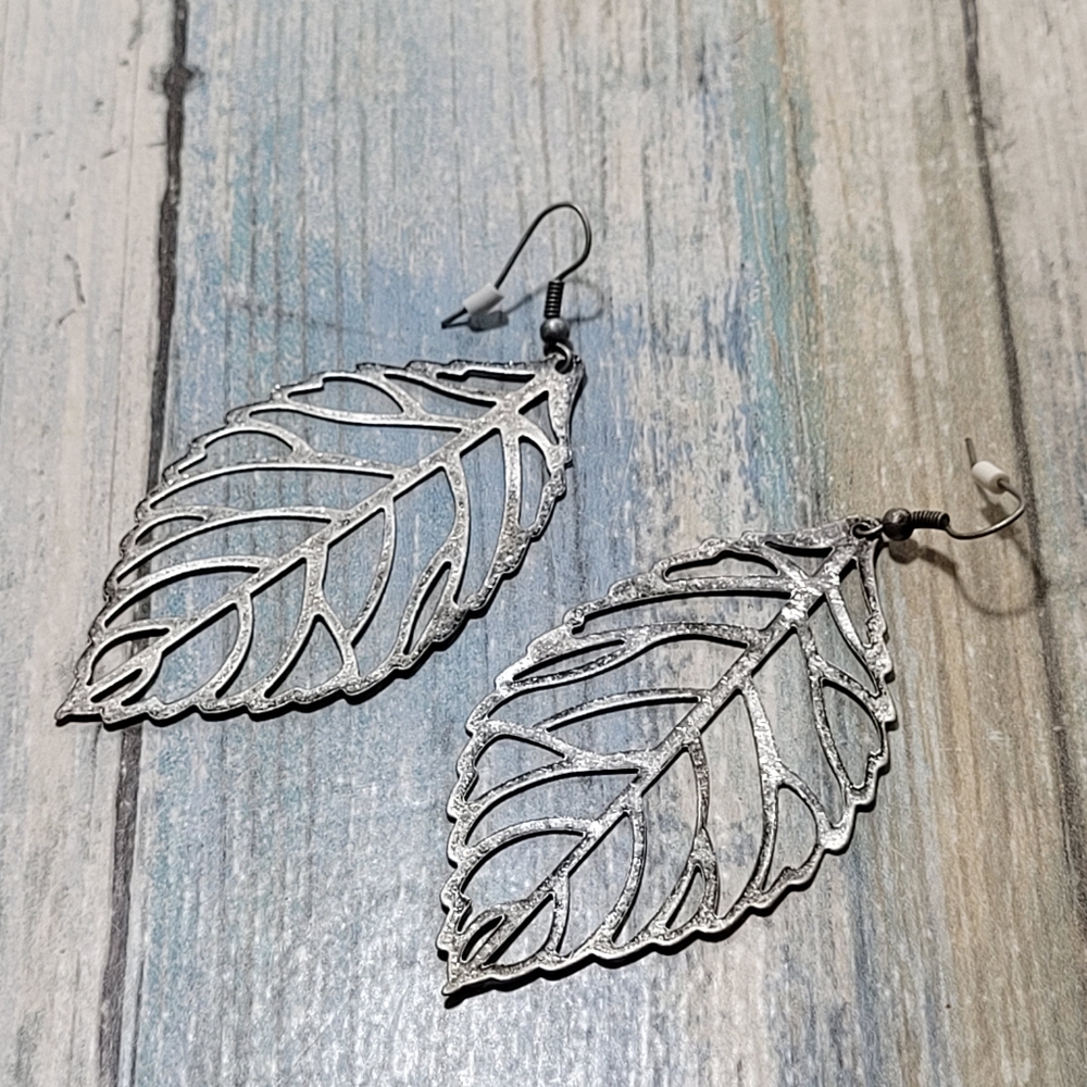 Cut out Leaf Drop Earrings. - Picture 3 of 5